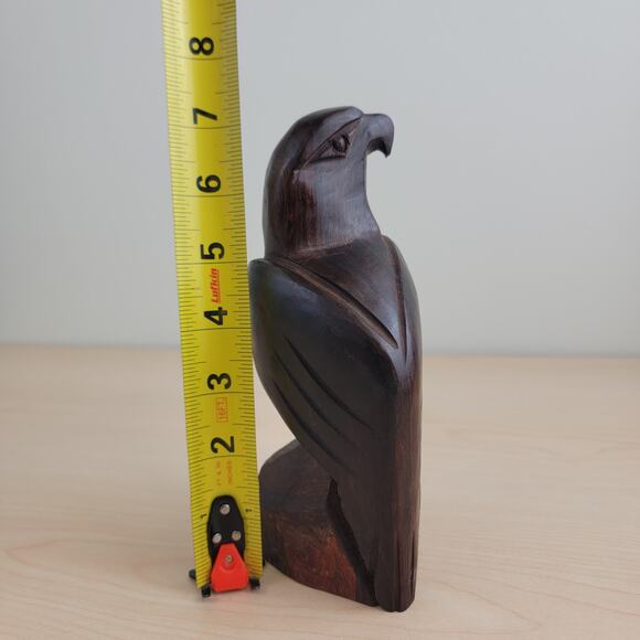 Mahogany Hawk Statue - Picture 10 of 11